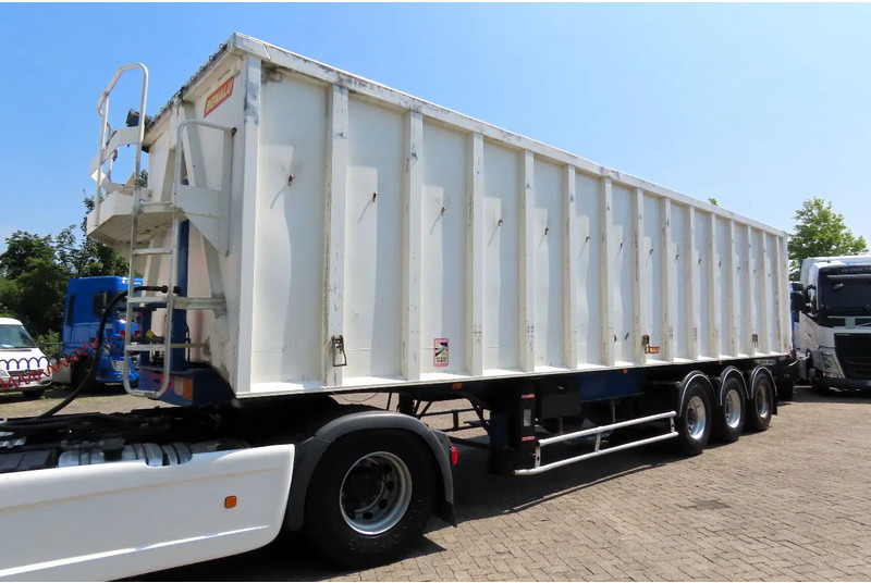 Benalu 55m3 , 5840 kg grain transport - סמיטריילר עם מזהיר: תמונה 2 Benalu 55m3 , 5840 kg grain transport - סמיטריילר עם מזהיר: תמונה 2