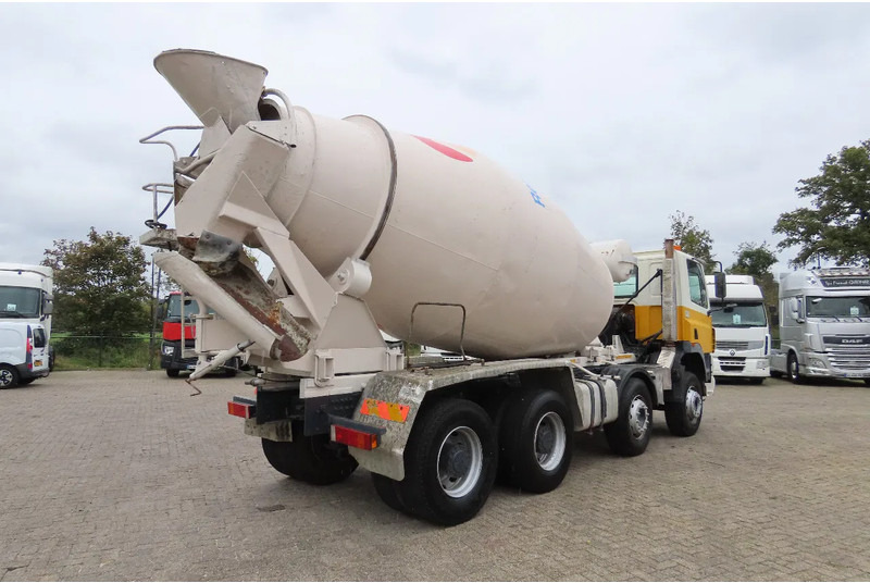 DAF CF 430 8x4, full spring ! Great condition - משאית מערבלת בטון: תמונה 5 DAF CF 430 8x4, full spring ! Great condition - משאית מערבלת בטון: תמונה 5