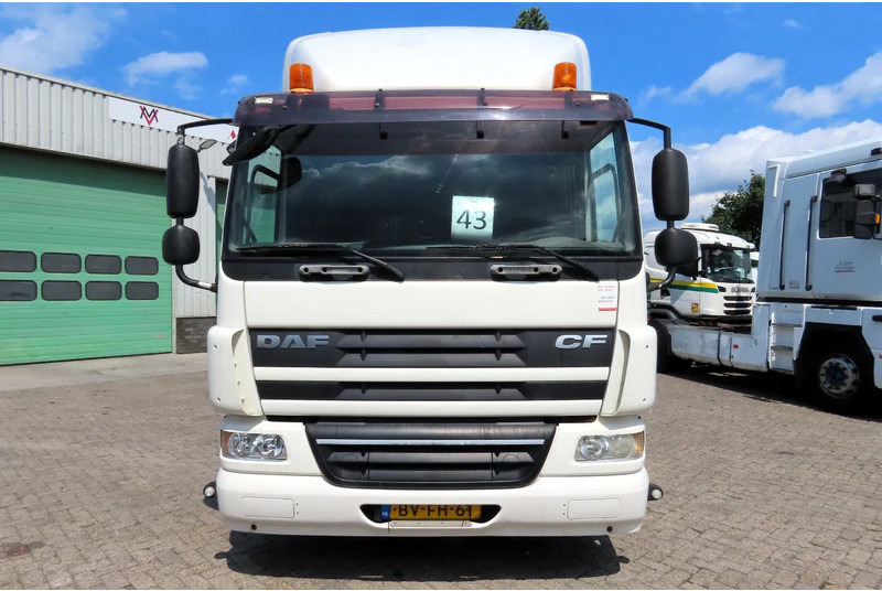 DAF CF 75.310 6x2 , DUTCH TRUCK, 4.20 wheelbasis - משאית עם שלדת תא: תמונה 3 DAF CF 75.310 6x2 , DUTCH TRUCK, 4.20 wheelbasis - משאית עם שלדת תא: תמונה 3
