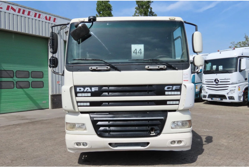 DAF CF 85.410 Manual, Retarder, PTO/Hydraulic, Very clean truck! - יחידת טרקטור: תמונה 3 DAF CF 85.410 Manual, Retarder, PTO/Hydraulic, Very clean truck! - יחידת טרקטור: תמונה 3