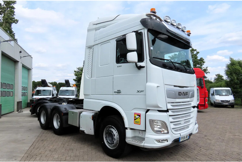 DAF XF 530 6x4 Retarder, Frigo, P-Cool, 2 beds - יחידת טרקטור: תמונה 2 DAF XF 530 6x4 Retarder, Frigo, P-Cool, 2 beds - יחידת טרקטור: תמונה 2
