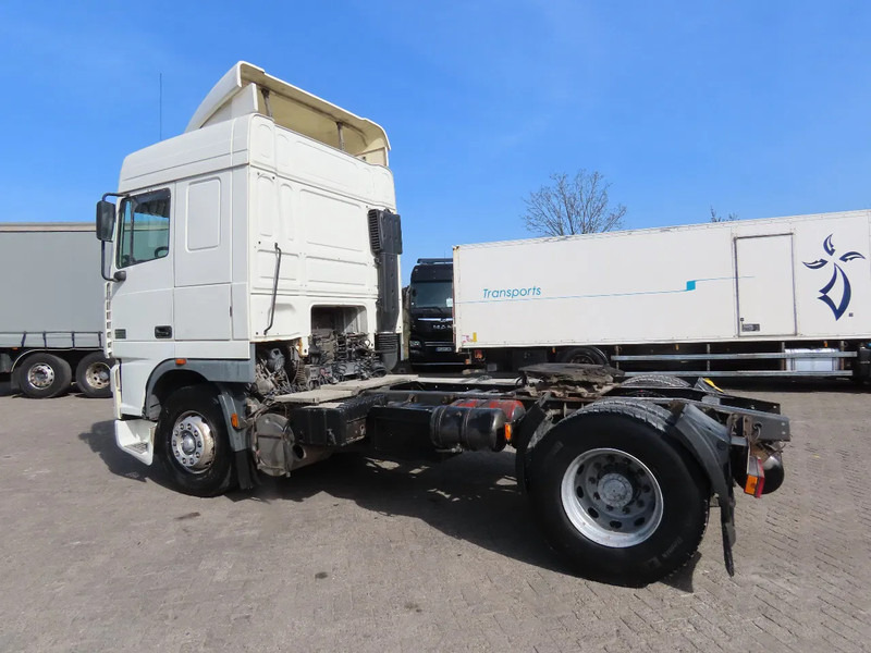 DAF XF 95.480 E4 type, Manual ger, Manual. Great state - יחידת טרקטור: תמונה 5 DAF XF 95.480 E4 type, Manual ger, Manual. Great state - יחידת טרקטור: תמונה 5