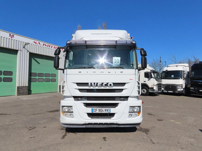 Iveco Stralis 310 8 meter box! Retarder, Great condition! - משאית תיבה: תמונה 4 Iveco Stralis 310 8 meter box! Retarder, Great condition! - משאית תיבה: תמונה 4