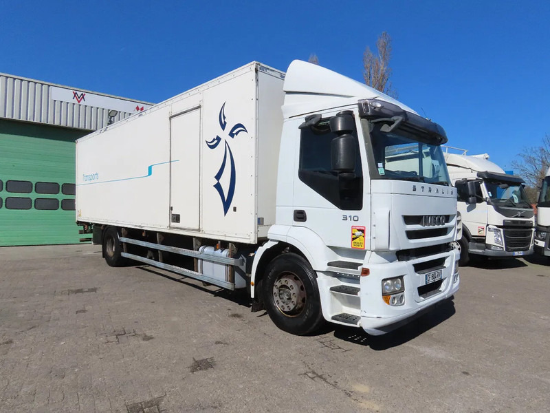 Iveco Stralis 310 8 meter box! Retarder, Great condition! - משאית תיבה: תמונה 3 Iveco Stralis 310 8 meter box! Retarder, Great condition! - משאית תיבה: תמונה 3
