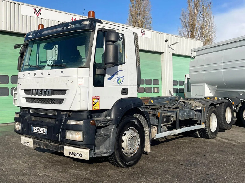 Iveco Stralis 360 6x2 Manual gearbox - משאית מנוף: תמונה 1 Iveco Stralis 360 6x2 Manual gearbox - משאית מנוף: תמונה 1
