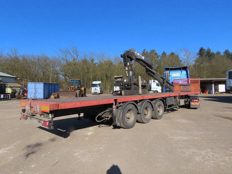 Kaiser HIAB 175, REMOTE control, retractable - סמיטריילר צד נופל/ שטוח: תמונה 1 Kaiser HIAB 175, REMOTE control, retractable - סמיטריילר צד נופל/ שטוח: תמונה 1