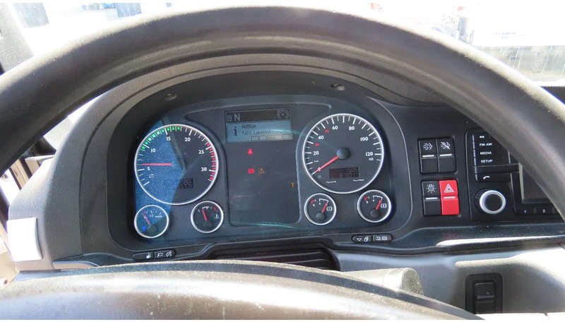 משאית וילונות צד MAN TGX 26.480 446577 KM! RETARDER+ liftaxel + moving axel: תמונה 8