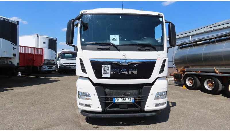 משאית וילונות צד MAN TGX 26.480 446577 KM! RETARDER+ liftaxel + moving axel: תמונה 6
