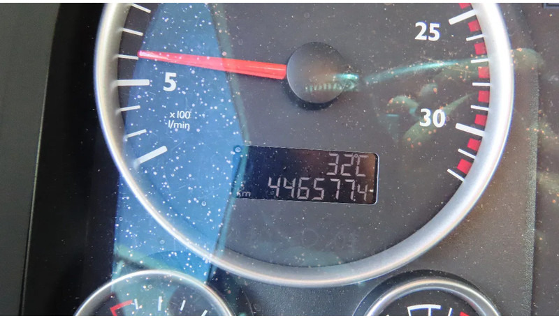 משאית וילונות צד MAN TGX 26.480 446577 KM! RETARDER+ liftaxel + moving axel: תמונה 9
