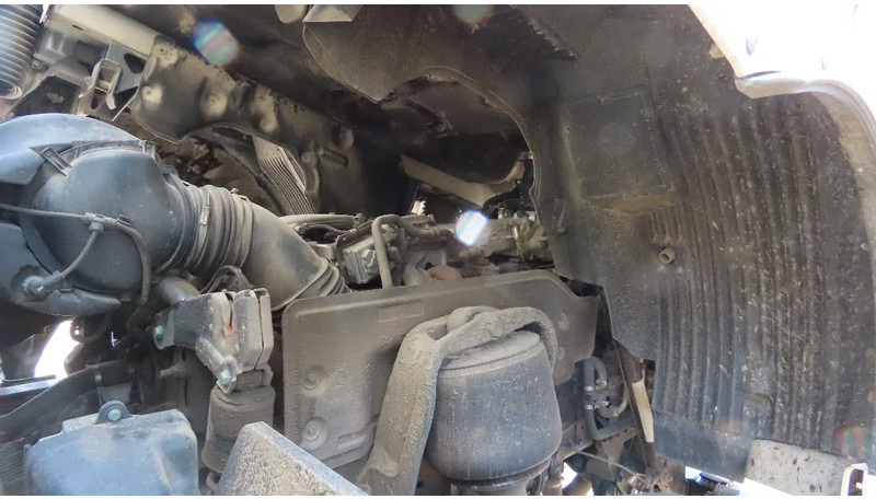 משאית וילונות צד MAN TGX 26.480 446577 KM! RETARDER+ liftaxel + moving axel: תמונה 19