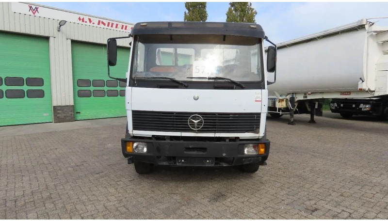 Mercedes-Benz 1514 Manual diesel pomp. Very clean - משאית מערכת כבלים: תמונה 4 Mercedes-Benz 1514 Manual diesel pomp. Very clean - משאית מערכת כבלים: תמונה 4