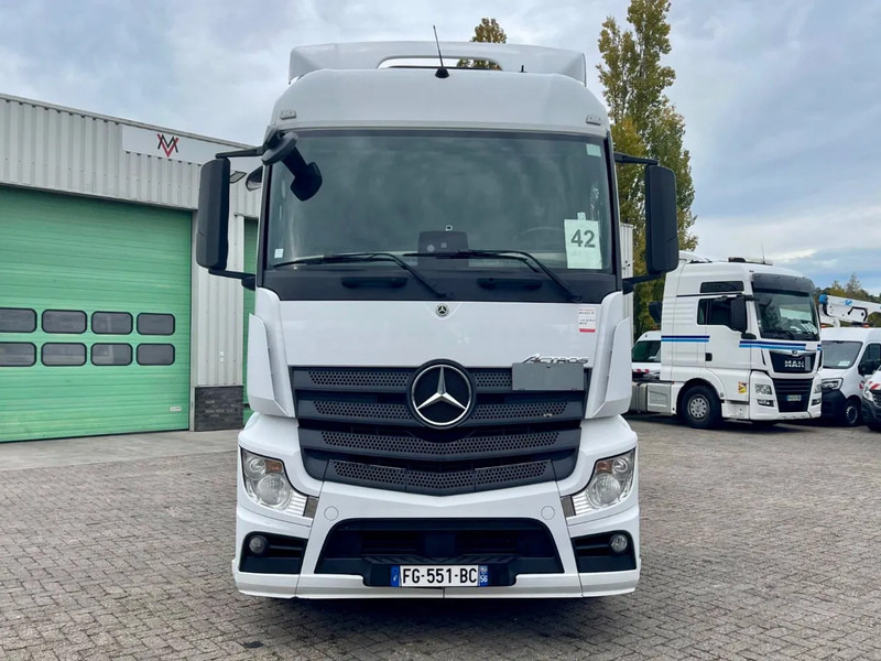 Mercedes-Benz Actros 1845 WDF9634031C008330 , 2 tanks, France clean truck - יחידת טרקטור: תמונה 4 Mercedes-Benz Actros 1845 WDF9634031C008330 , 2 tanks, France clean truck - יחידת טרקטור: תמונה 4