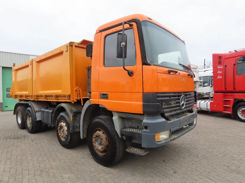 Mercedes-Benz Actros 3240 Manual, steel dumper! Great condition! - מזהיר: תמונה 3 Mercedes-Benz Actros 3240 Manual, steel dumper! Great condition! - מזהיר: תמונה 3