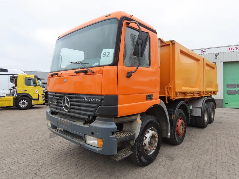 Mercedes-Benz Actros 3240 Manual, steel dumper! Great condition! - מזהיר: תמונה 5 Mercedes-Benz Actros 3240 Manual, steel dumper! Great condition! - מזהיר: תמונה 5