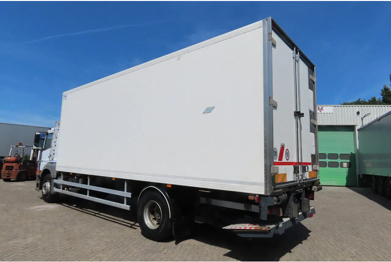 Mercedes-Benz Axor 1828 TK TS500, Lamberet. Very good condition - משאית קירור: תמונה 5 Mercedes-Benz Axor 1828 TK TS500, Lamberet. Very good condition - משאית קירור: תמונה 5