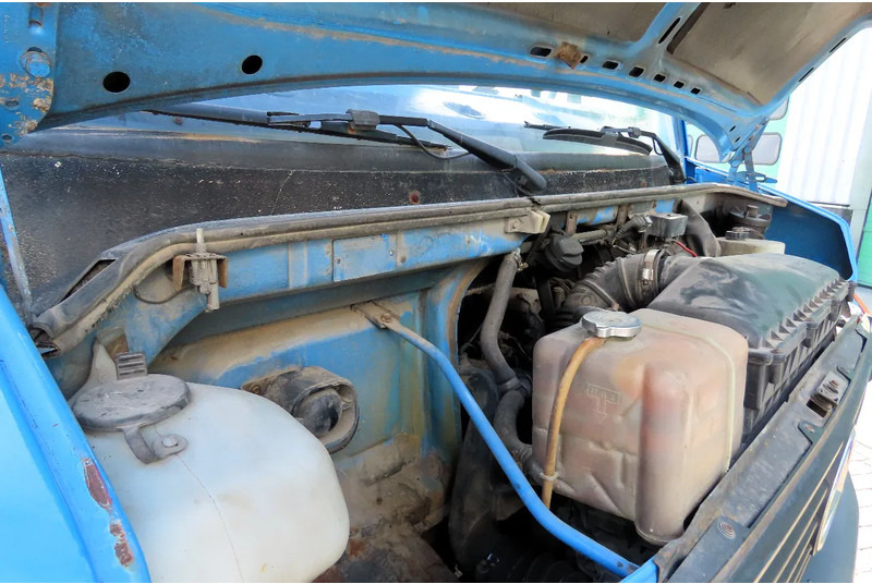 כלי רכב מסחרי עם לוח Mercedes-Benz Vario 812D: תמונה 18