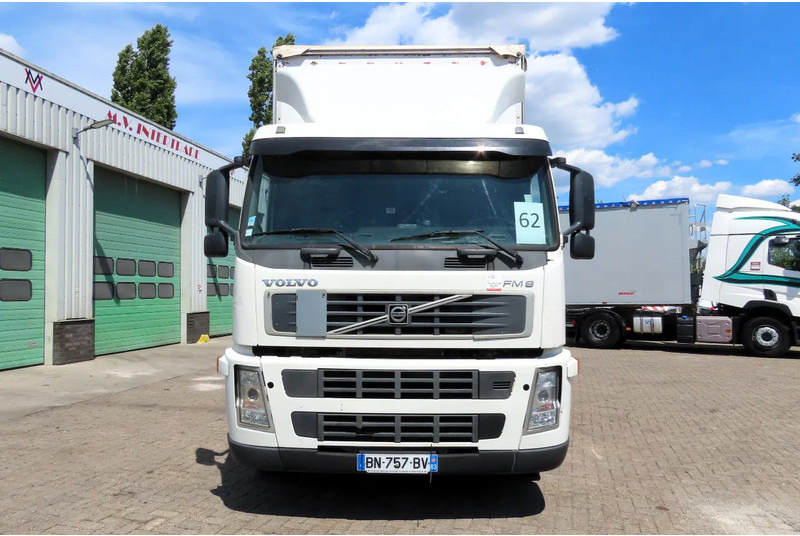 Volvo FM 340 6x2, TOP Condition truck!! - משאית וילונות צד: תמונה 3 Volvo FM 340 6x2, TOP Condition truck!! - משאית וילונות צד: תמונה 3