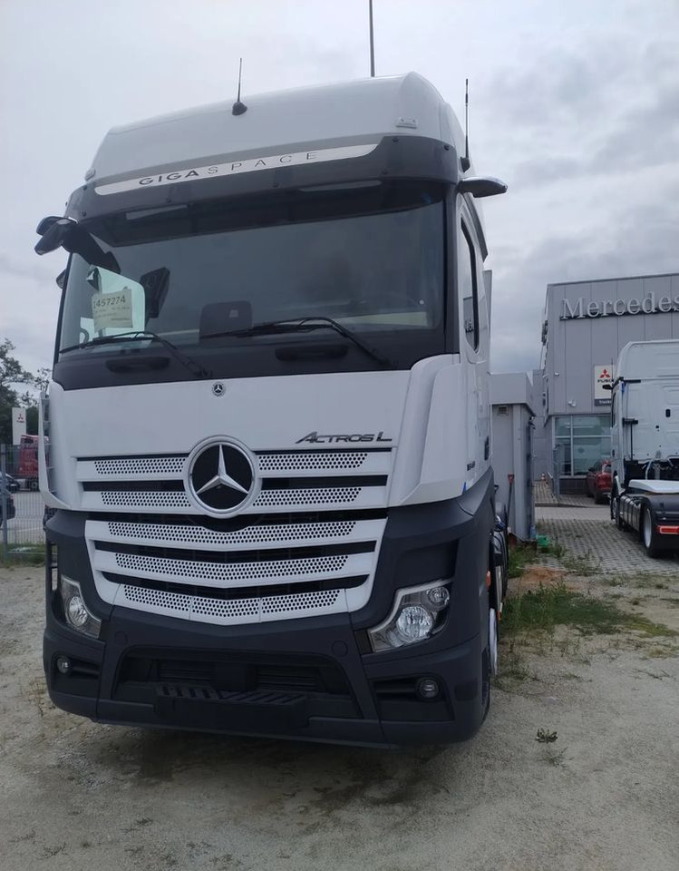 Mercedes-Benz Actros - יחידת טרקטור: תמונה 1 Mercedes-Benz Actros - יחידת טרקטור: תמונה 1