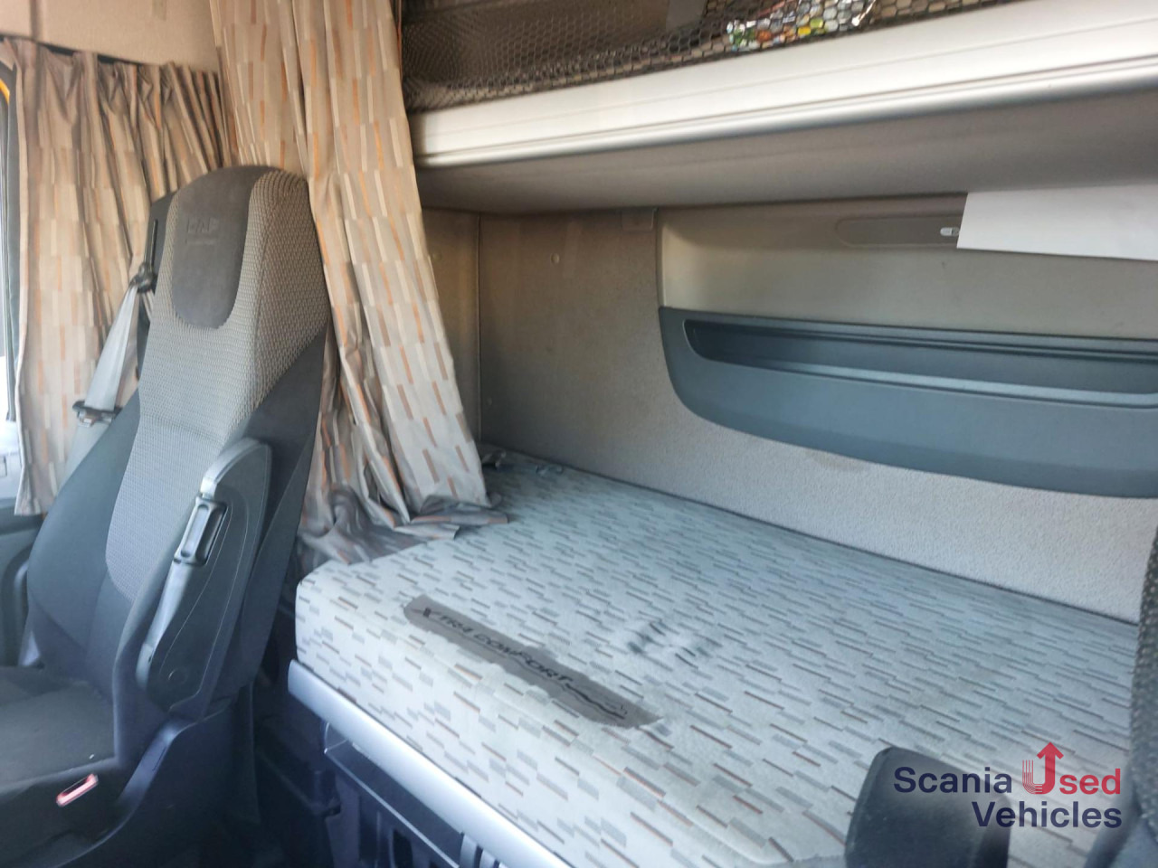 DAF XF 460 FT Space Cab Low deck - יחידת טרקטור: תמונה 3 DAF XF 460 FT Space Cab Low deck - יחידת טרקטור: תמונה 3