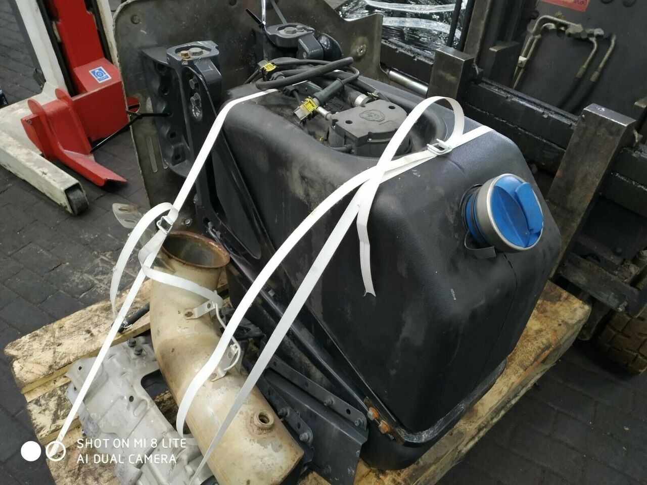 Scania 2244863 2140809 - מכל AdBlue עבור משאית: תמונה 1 Scania 2244863 2140809 - מכל AdBlue עבור משאית: תמונה 1