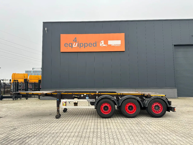 Burg 20FT ADR (EX/II, EX/III, FL, AT) Chassis, Empty weight : 3.690kg, SAF INTRADISC, 2x Liftaxle, NL-chassis - סמיטריילר מוביל מכולות/ החלפת גוף: תמונה 2 Burg 20FT ADR (EX/II, EX/III, FL, AT) Chassis, Empty weight : 3.690kg, SAF INTRADISC, 2x Liftaxle, NL-chassis - סמיטריילר מוביל מכולות/ החלפת גוף: תמונה 2