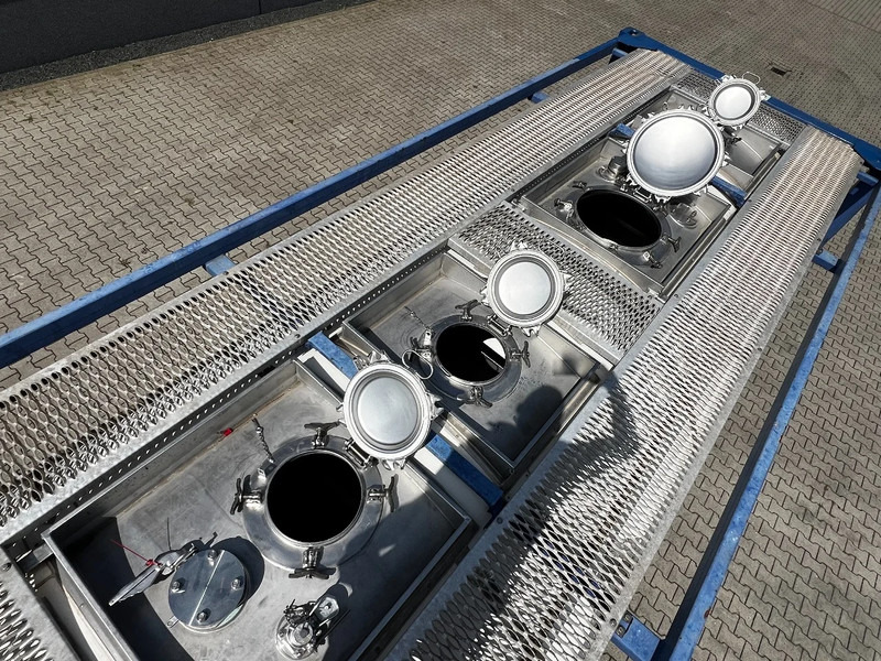 CIMC 20FT ISO, 25.090L/1-COMP/3 BAFFELS/4 manholes, ADR valid until 11/2026 - מכל אחסון: תמונה 3 CIMC 20FT ISO, 25.090L/1-COMP/3 BAFFELS/4 manholes, ADR valid until 11/2026 - מכל אחסון: תמונה 3