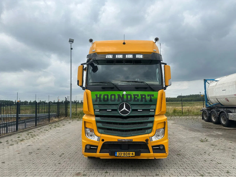 Mercedes-Benz Actros 2748 LS 6x2 BROKEN ENGINE - יחידת טרקטור: תמונה 5 Mercedes-Benz Actros 2748 LS 6x2 BROKEN ENGINE - יחידת טרקטור: תמונה 5