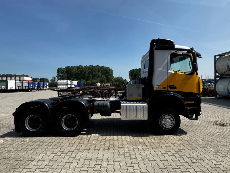 Mercedes-Benz Arocs 3345 6x6, FULL SPRING SUSPENSION, BIG AXLES, 335.239KM, HEAVY DUTY, HYDRAULICS, MOT: 05/2026, EURO 6 - משאית עם שלדת תא: תמונה 5 Mercedes-Benz Arocs 3345 6x6, FULL SPRING SUSPENSION, BIG AXLES, 335.239KM, HEAVY DUTY, HYDRAULICS, MOT: 05/2026, EURO 6 - משאית עם שלדת תא: תמונה 5