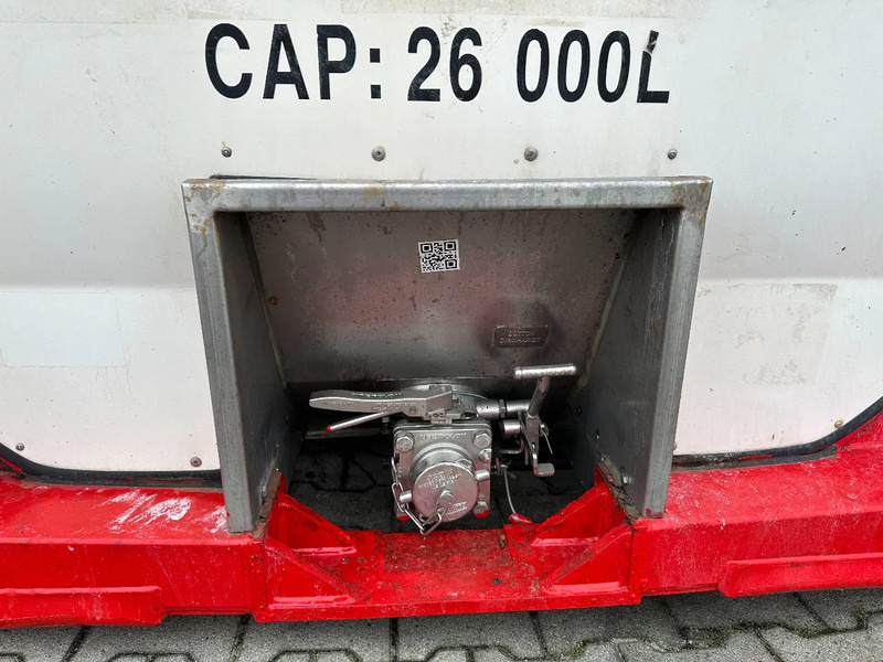 מכל אחסון עבור הובלה של דלק SINGAMAS 20FT ISO, 26.000L/1-COMP/3 BAFFELS/3 manholes, 5Y inspection: 06/2027: תמונה 8