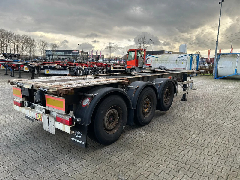 TURBO'S HOET 20FT/30FT, ADR (FL, AT, OX), empty weight: 3.720kg, liftaxle, SAF disc - סמיטריילר מוביל מכולות/ החלפת גוף: תמונה 3 TURBO'S HOET 20FT/30FT, ADR (FL, AT, OX), empty weight: 3.720kg, liftaxle, SAF disc - סמיטריילר מוביל מכולות/ החלפת גוף: תמונה 3