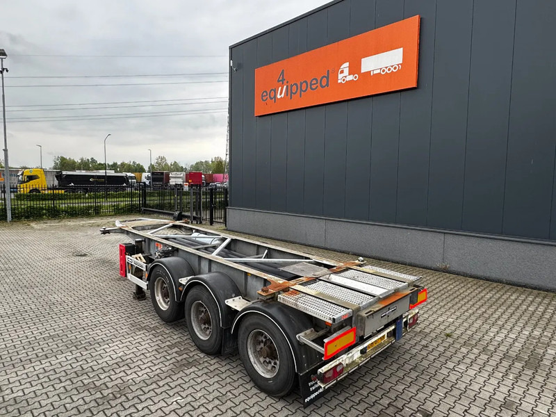 Van Hool 20FT / 20FT SWAP ADR (EX/II, EX/III, FL, OX, AT), BPW, disc brakes, liftaxle, galvanized, ALCOA, NL-Chassis, empty weight 3.300K - סמיטריילר מוביל מכולות/ החלפת גוף: תמונה 3 Van Hool 20FT / 20FT SWAP ADR (EX/II, EX/III, FL, OX, AT), BPW, disc brakes, liftaxle, galvanized, ALCOA, NL-Chassis, empty weight 3.300K - סמיטריילר מוביל מכולות/ החלפת גוף: תמונה 3