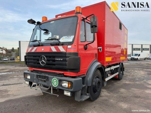 Mercedes-Benz 1424 Ölspurenbeseitigung und Straßenreiniger - משאית ואקום: תמונה 1 Mercedes-Benz 1424 Ölspurenbeseitigung und Straßenreiniger - משאית ואקום: תמונה 1