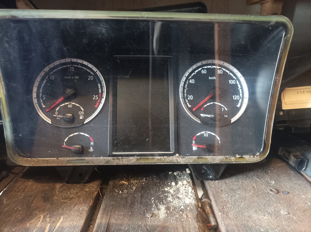 Scania Scania - לוח מחוונים: תמונה 1 Scania Scania - לוח מחוונים: תמונה 1