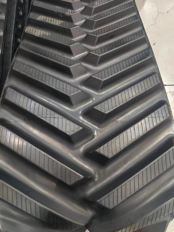 Rubber track for CNH MAGNUM ROWTRAC & NH T8 SmartTrax - רצועה עבור טרקטור עוקב: תמונה 3 Rubber track for CNH MAGNUM ROWTRAC & NH T8 SmartTrax - רצועה עבור טרקטור עוקב: תמונה 3