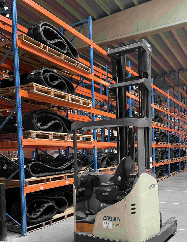 Rubber track for Challenger MT700 25 ", 30" and 36" - רצועה עבור מכונה חקלאית: תמונה 5 Rubber track for Challenger MT700 25 ", 30" and 36" - רצועה עבור מכונה חקלאית: תמונה 5