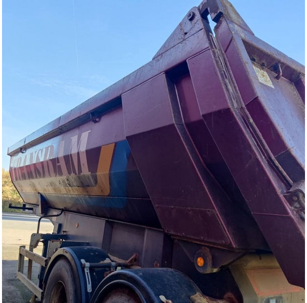 DMC - סמיטריילר עם מזהיר: תמונה 5 DMC - סמיטריילר עם מזהיר: תמונה 5