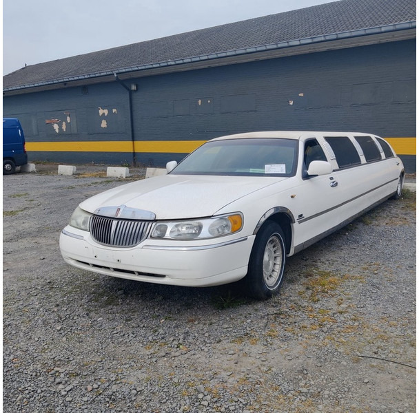 Lincoln FM-81 - מכונית: תמונה 1 Lincoln FM-81 - מכונית: תמונה 1