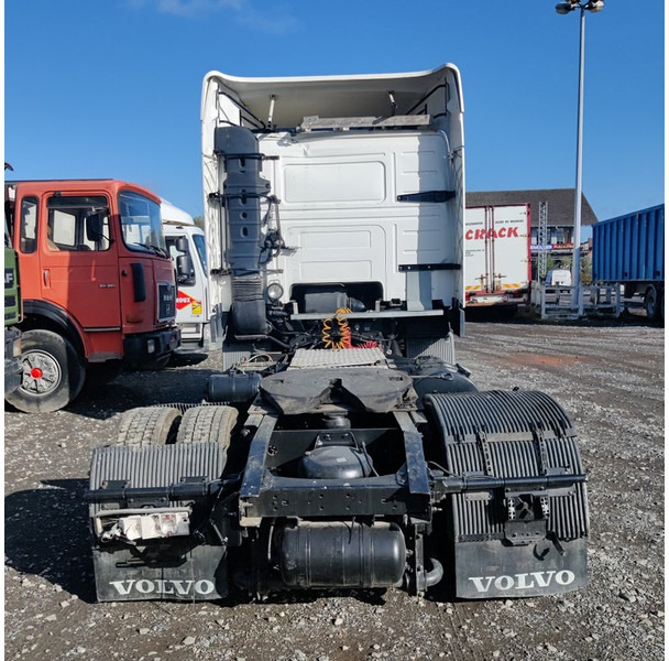 Volvo FH-GLOBBETROTTER - יחידת טרקטור: תמונה 2 Volvo FH-GLOBBETROTTER - יחידת טרקטור: תמונה 2