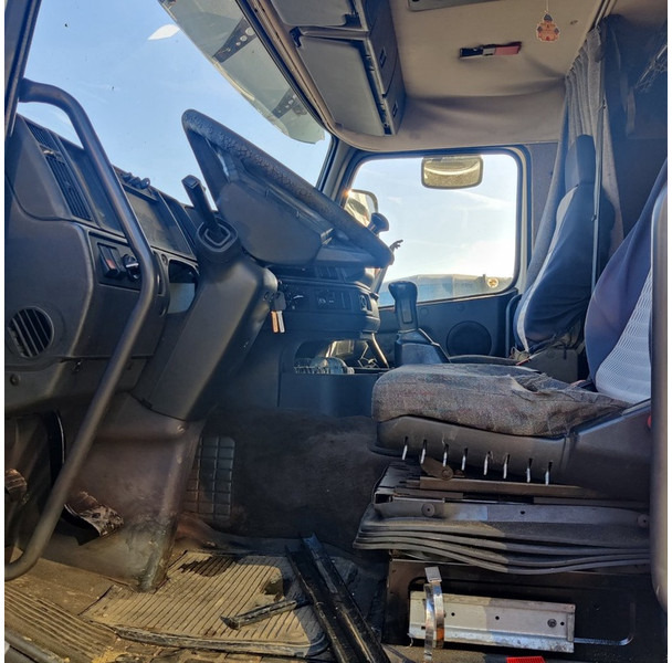 Volvo FH-GLOBBETROTTER - יחידת טרקטור: תמונה 3 Volvo FH-GLOBBETROTTER - יחידת טרקטור: תמונה 3