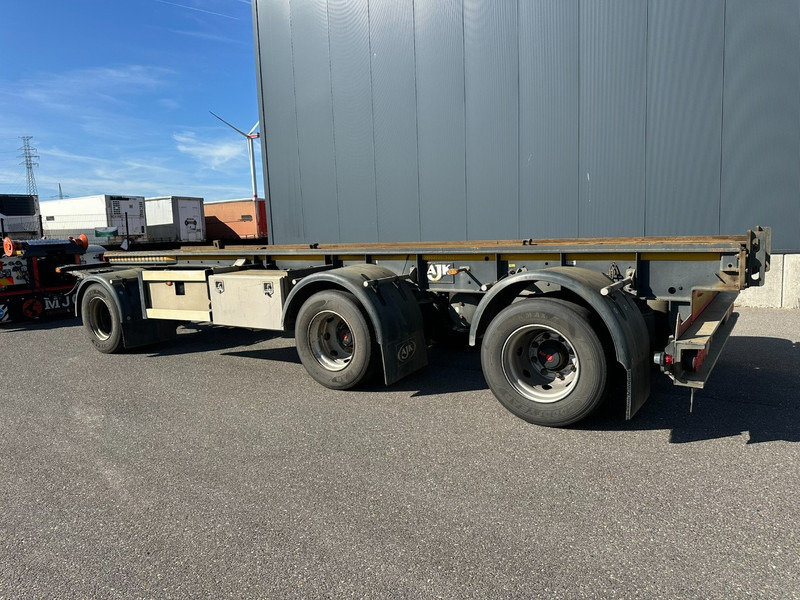 AJK AET - 30T CONTAINERAANHANGER - SAF - DISC BRAKES - AIR SUSP. - GOOD TIRES - TÜV 15-03-2026 - SmartBoard - BELGISCHE PAPIEREN - קרון נגרר מוביל מכולות/ החלפת גוף: תמונה 3 AJK AET - 30T CONTAINERAANHANGER - SAF - DISC BRAKES - AIR SUSP. - GOOD TIRES - TÜV 15-03-2026 - SmartBoard - BELGISCHE PAPIEREN - קרון נגרר מוביל מכולות/ החלפת גוף: תמונה 3