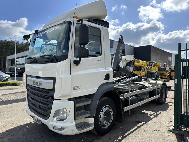 DAF CF 460 4x2 19T MARREL ABROLLKIPPER HAKEN - 5.10M + 1.30M Ausziehbarer Stoßstange - EURO 6 - 13L ENGINE - ZF AUTO - משאית הרמת וו: תמונה 3 DAF CF 460 4x2 19T MARREL ABROLLKIPPER HAKEN - 5.10M + 1.30M Ausziehbarer Stoßstange - EURO 6 - 13L ENGINE - ZF AUTO - משאית הרמת וו: תמונה 3