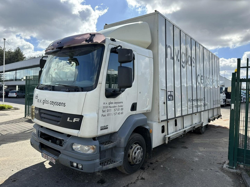 DAF LF 55.250 12T - GLASTRANSPORT / GLASRESTEEL - AIR SUSPENSION - EURO 4 - BELGIAN REGISTRATION - משאית: תמונה 3 DAF LF 55.250 12T - GLASTRANSPORT / GLASRESTEEL - AIR SUSPENSION - EURO 4 - BELGIAN REGISTRATION - משאית: תמונה 3