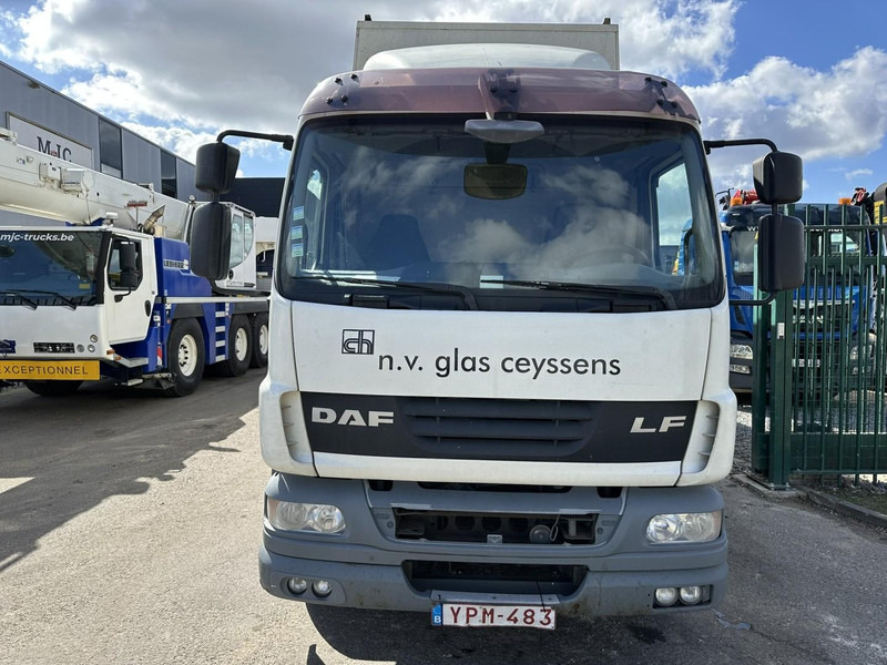 DAF LF 55.250 12T - GLASTRANSPORT / GLASRESTEEL - AIR SUSPENSION - EURO 4 - BELGIAN REGISTRATION - משאית: תמונה 2 DAF LF 55.250 12T - GLASTRANSPORT / GLASRESTEEL - AIR SUSPENSION - EURO 4 - BELGIAN REGISTRATION - משאית: תמונה 2