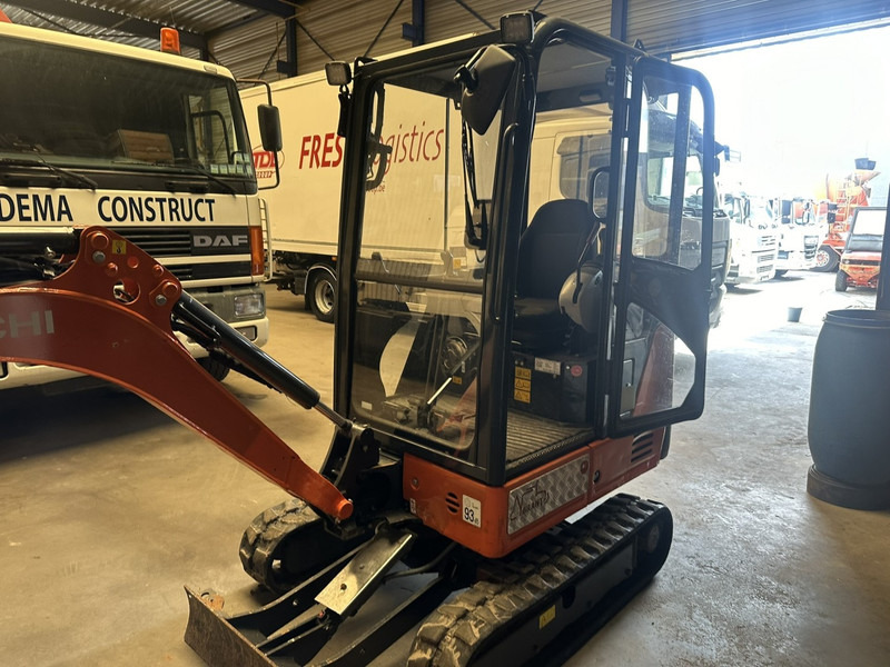 Hitachi ZAXIS ZX19-6 CR 1.9T - 1349H - CABINE - ADJUSTABLE TRACKS - EXTRA HYDR - QUICK HITCH - BE MACHINE - מיני מחפר: תמונה 5 Hitachi ZAXIS ZX19-6 CR 1.9T - 1349H - CABINE - ADJUSTABLE TRACKS - EXTRA HYDR - QUICK HITCH - BE MACHINE - מיני מחפר: תמונה 5