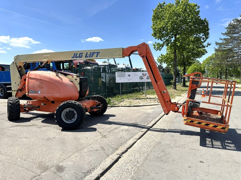 JLG 600AJ 4x4x4 - 20m - 230kg - DIESEL - BELGISCHE MACHINE - פלטפורמה אווירית: תמונה 1 JLG 600AJ 4x4x4 - 20m - 230kg - DIESEL - BELGISCHE MACHINE - פלטפורמה אווירית: תמונה 1