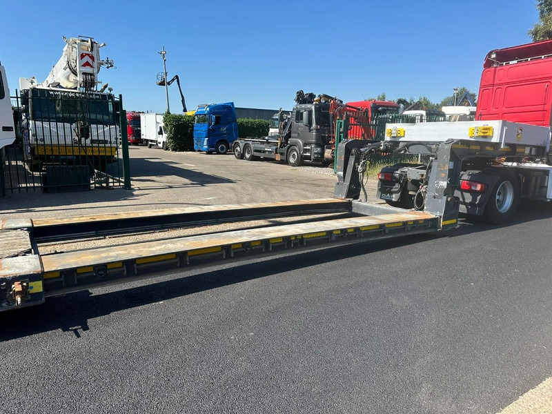 Kässbohrer LB2 48T - LOWBED - TIEFBETT / REMOVABLE NECK - ABNEHMBARE SCHWANENHALS - HYDR STEERING AXLES / LENKACHSEN - BPW - סמיטריילר עם מטען נמוך: תמונה 5 Kässbohrer LB2 48T - LOWBED - TIEFBETT / REMOVABLE NECK - ABNEHMBARE SCHWANENHALS - HYDR STEERING AXLES / LENKACHSEN - BPW - סמיטריילר עם מטען נמוך: תמונה 5
