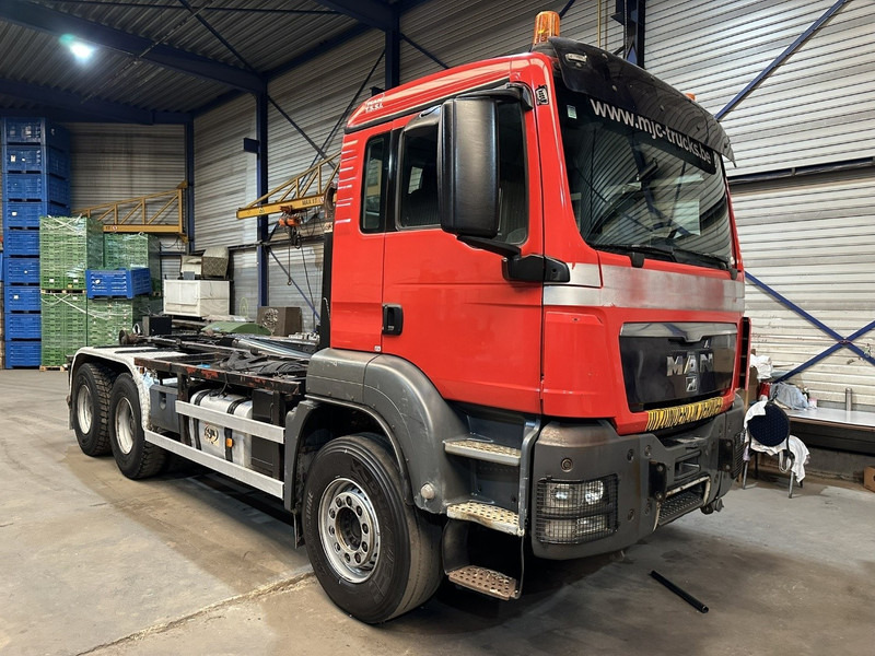 MAN TGA 26.400 6x4 AJK 20T - 5430mm - MANUAL GEARBOX - STEEL SPRING / BLATT - BIG AXLES / AP ACHSEN - משאית הרמת וו: תמונה 1 MAN TGA 26.400 6x4 AJK 20T - 5430mm - MANUAL GEARBOX - STEEL SPRING / BLATT - BIG AXLES / AP ACHSEN - משאית הרמת וו: תמונה 1