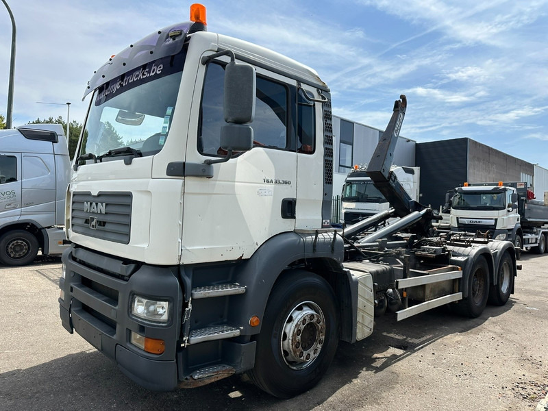 MAN TGA 33.360 6x4 HOOKLIFT - MANUAL ZF - BIG AXLES HUB REDUCTION / STEEL SPRING - BE TRUCK - משאית הרמת וו: תמונה 3 MAN TGA 33.360 6x4 HOOKLIFT - MANUAL ZF - BIG AXLES HUB REDUCTION / STEEL SPRING - BE TRUCK - משאית הרמת וו: תמונה 3