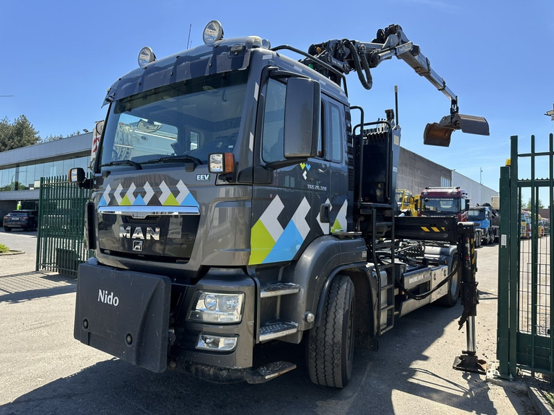 MAN TGS 26.320 6X2-4 BL EEV + CRANE EPSILON Q170Z95TR + GRABBER - LIFT/STEERING AXLE - *266.000km* - NL TRUCK - משאית הרמת וו, משאית מנוף: תמונה 4 MAN TGS 26.320 6X2-4 BL EEV + CRANE EPSILON Q170Z95TR + GRABBER - LIFT/STEERING AXLE - *266.000km* - NL TRUCK - משאית הרמת וו, משאית מנוף: תמונה 4