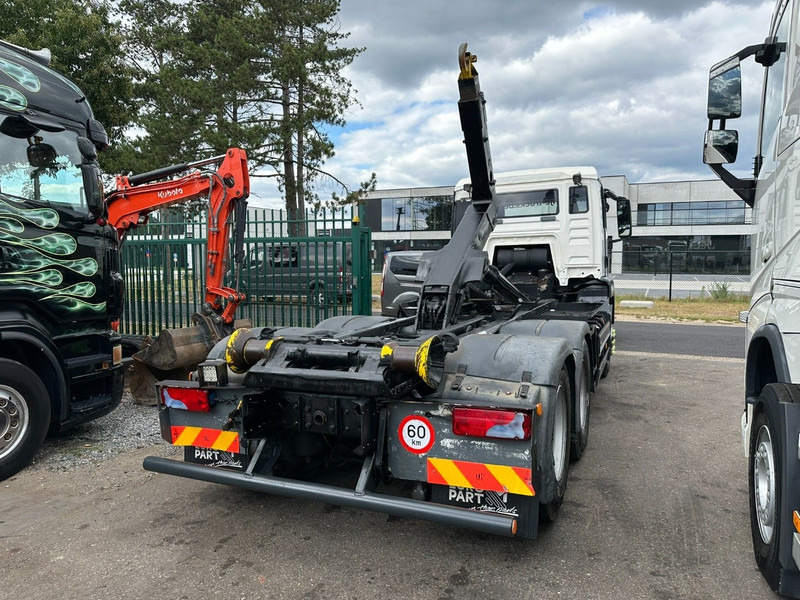 MAN TGS 28.360 6x2 HOOKLIFT 21T HIAB MULTILIFT XR21-S51 - LIFT AXLE - BE TRUCK - משאית הרמת וו: תמונה 3 MAN TGS 28.360 6x2 HOOKLIFT 21T HIAB MULTILIFT XR21-S51 - LIFT AXLE - BE TRUCK - משאית הרמת וו: תמונה 3